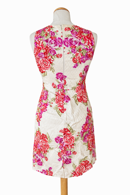 Robe vintage en soie fleurs rose et paillettes