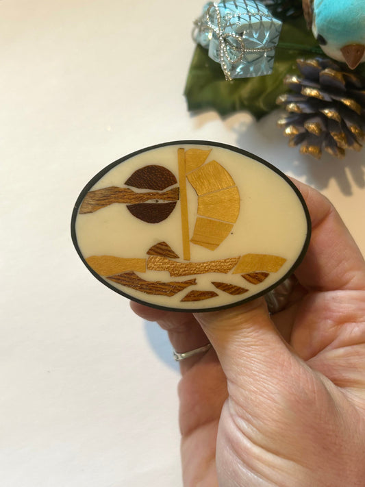 Broche vintage bois et résine la friperie vintage 25