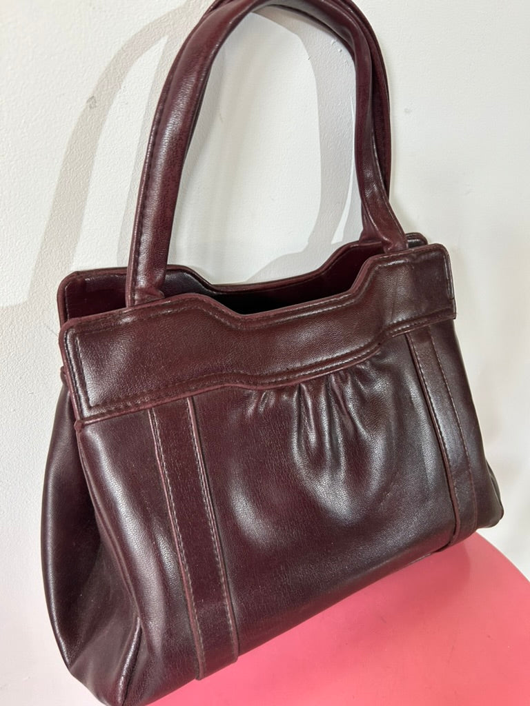 Sac à main vintage cuir bordeaux la friperie vintage 25