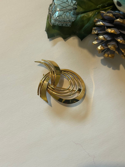 Broche vintage dorée spirale la friperie vintage 25
