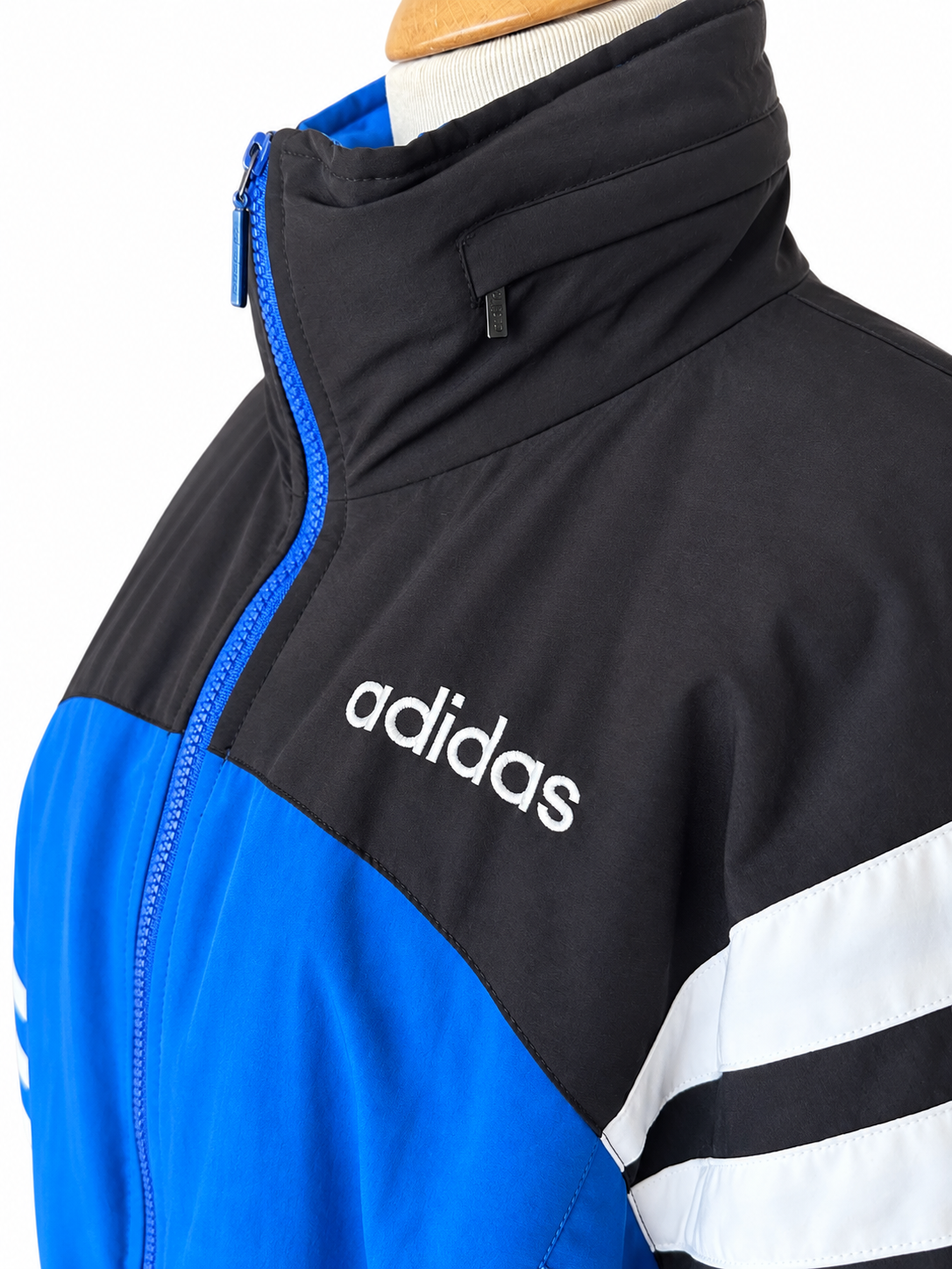 Veste Adidas vintage matelassée bleu noire