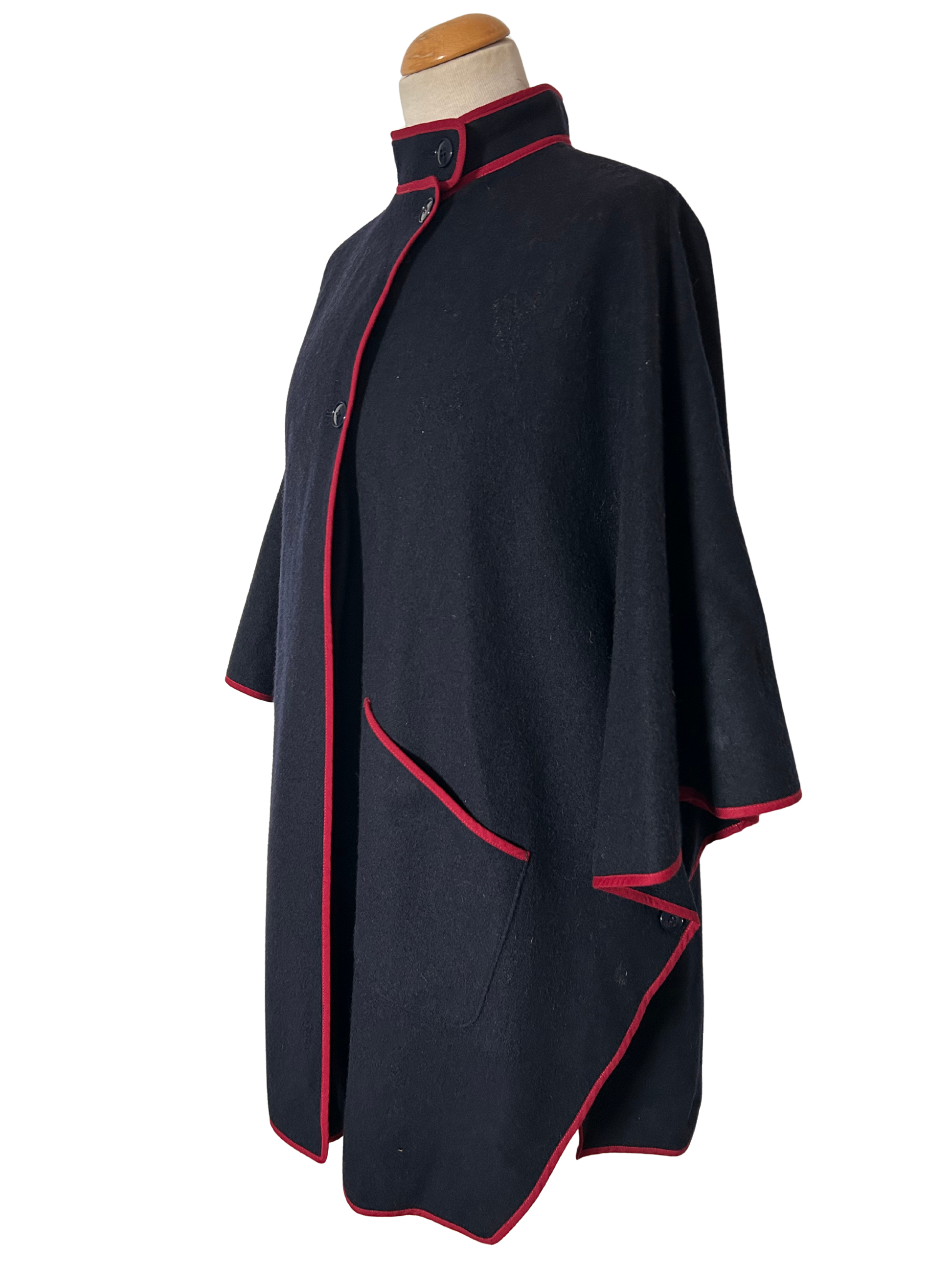 Cape vintage bleu marine laine france 80 la friperie vintage 25