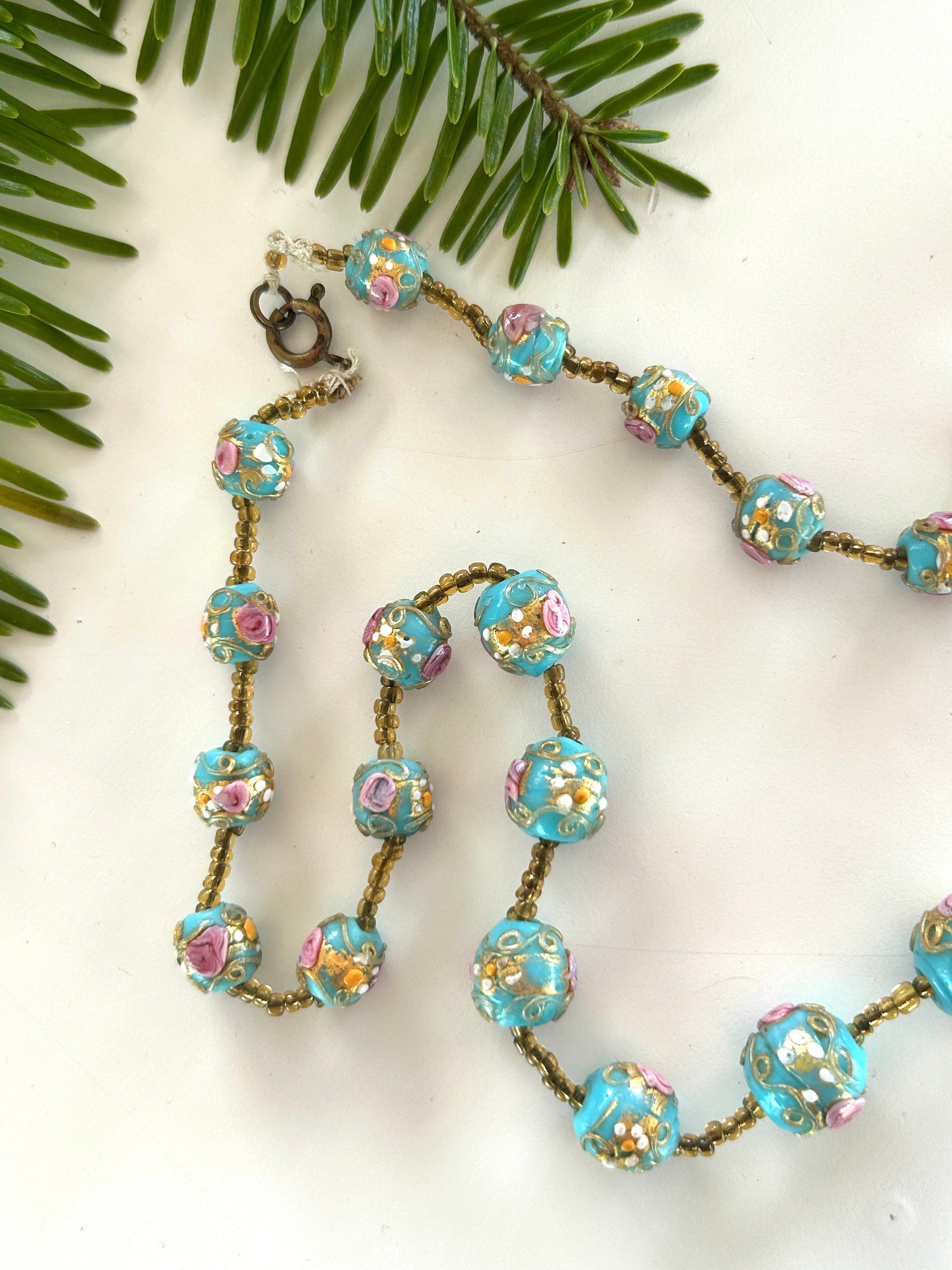 Collier vintage perles florales en verres la friperie vintage 25