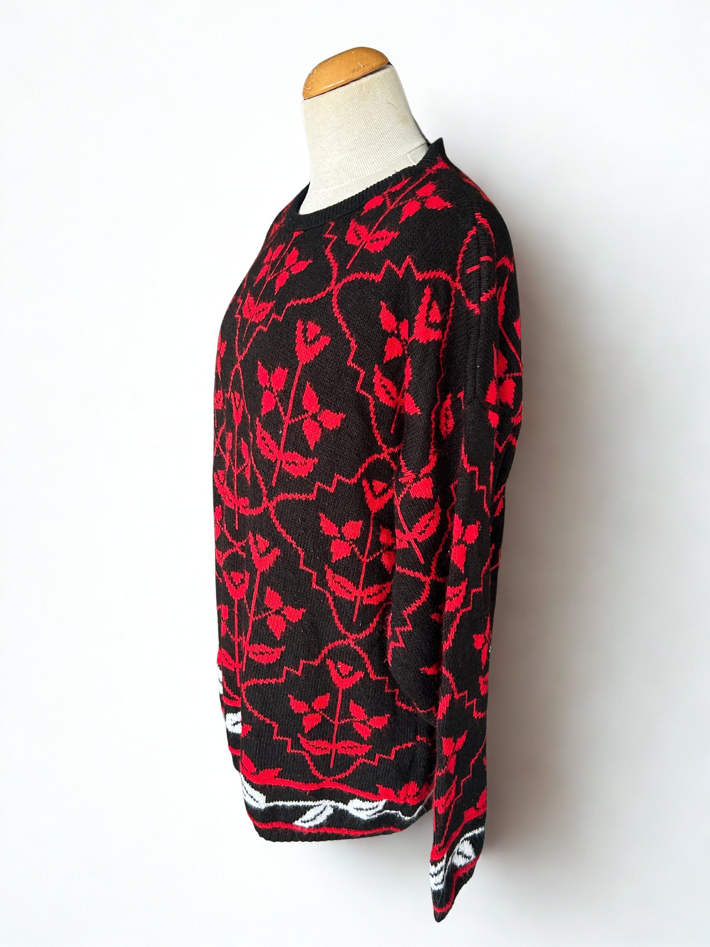 Pull long vintage noir et rouge – Worthington, Made in USA