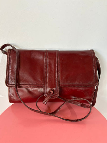 Sac pochette vintage cuir rouge foncé la friperie vintage 25