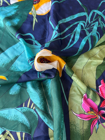 Foulard en soie vintage tropical
