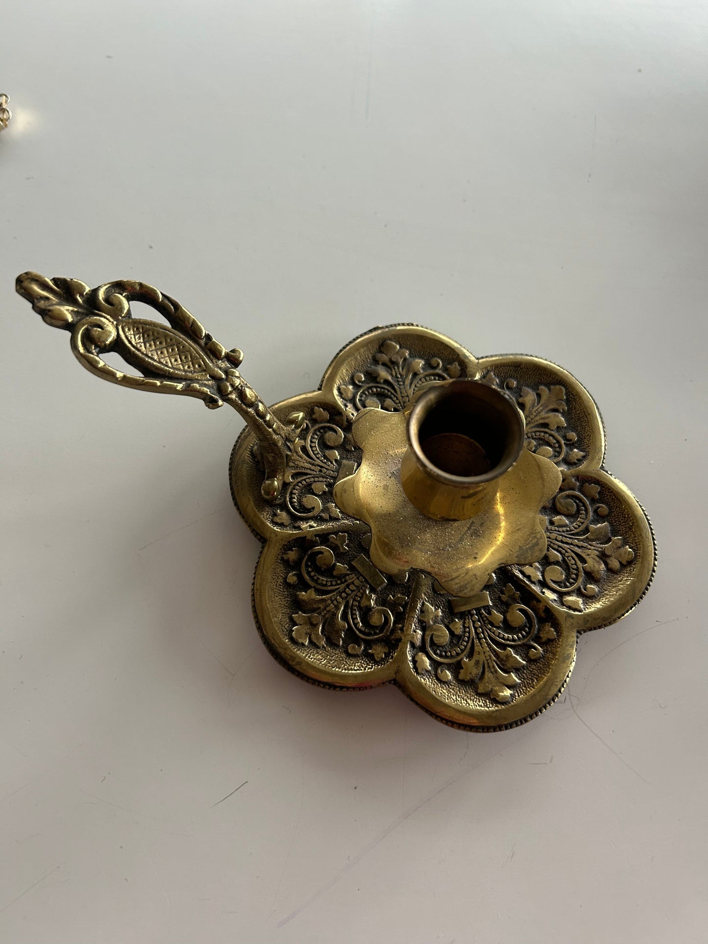 Bougeoir ancien en laiton la friperie vintage 25