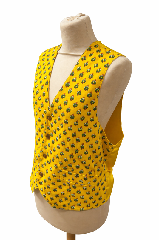 Gilet vintage Naf Naf en velours jaune fleuri – dos réglable – Taille S