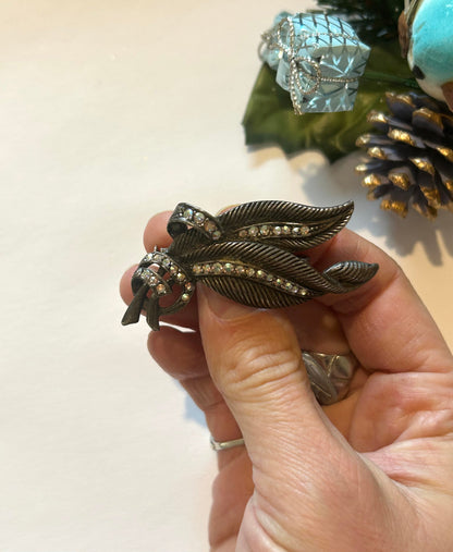 Broche vintage feuillage strass métal la friperie vintage 25