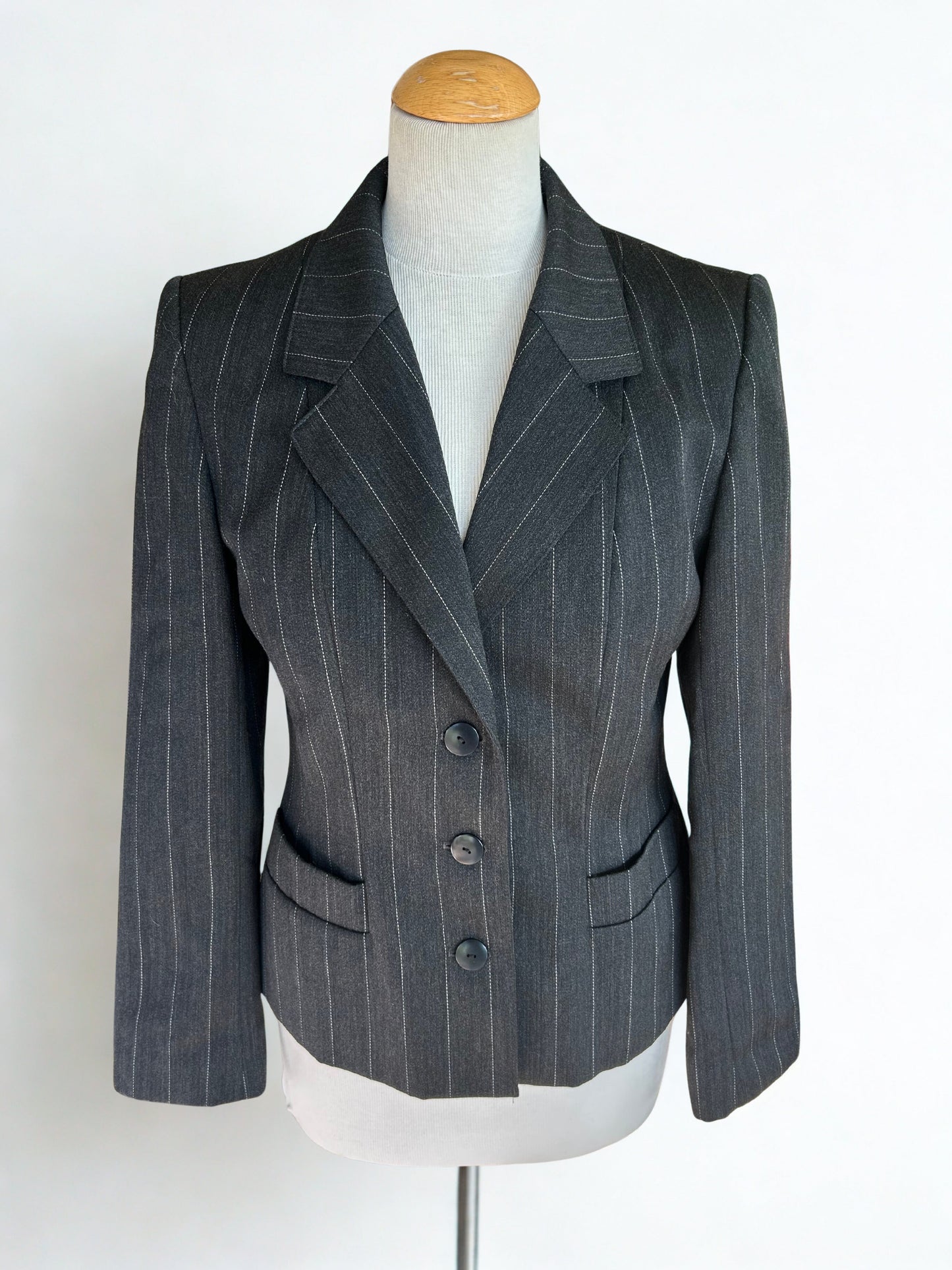Veste blazer vintage gris à rayures la friperie vintage 25