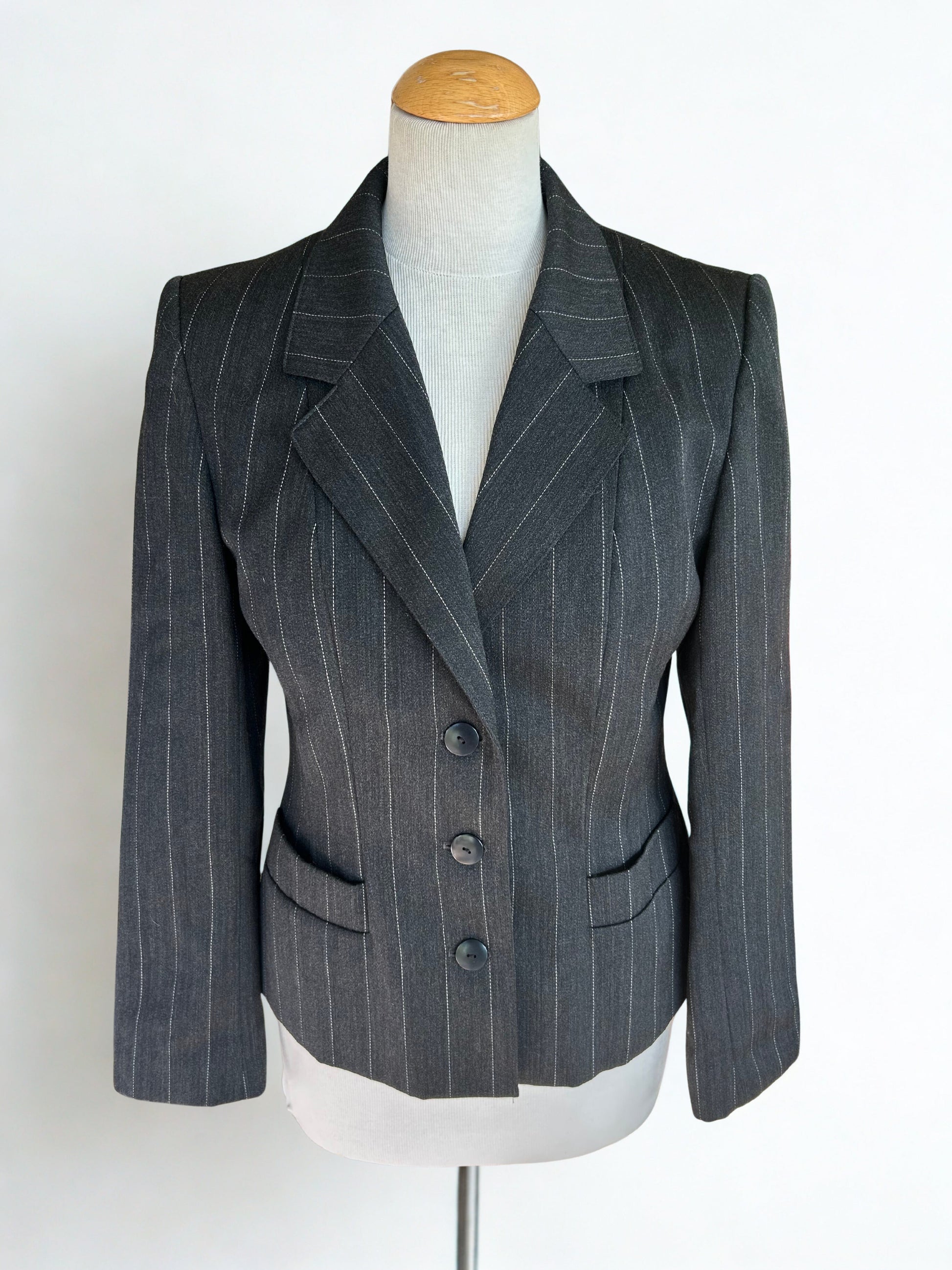 Veste blazer vintage gris à rayures la friperie vintage 25