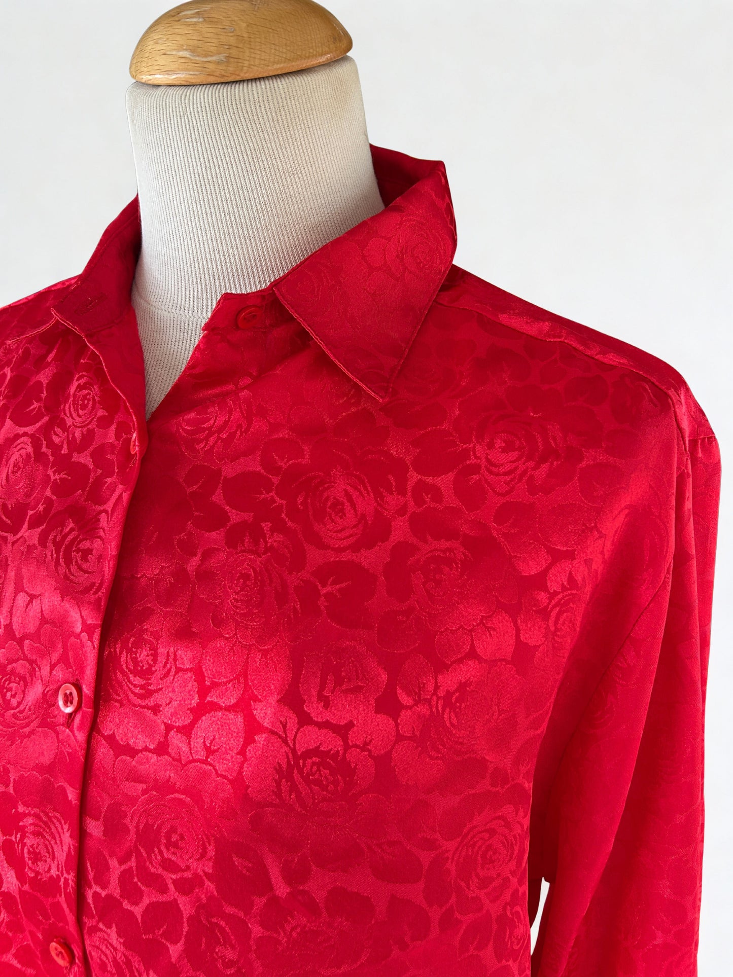 Chemisier vintage rouge jacquard floral la friperie vintage 25