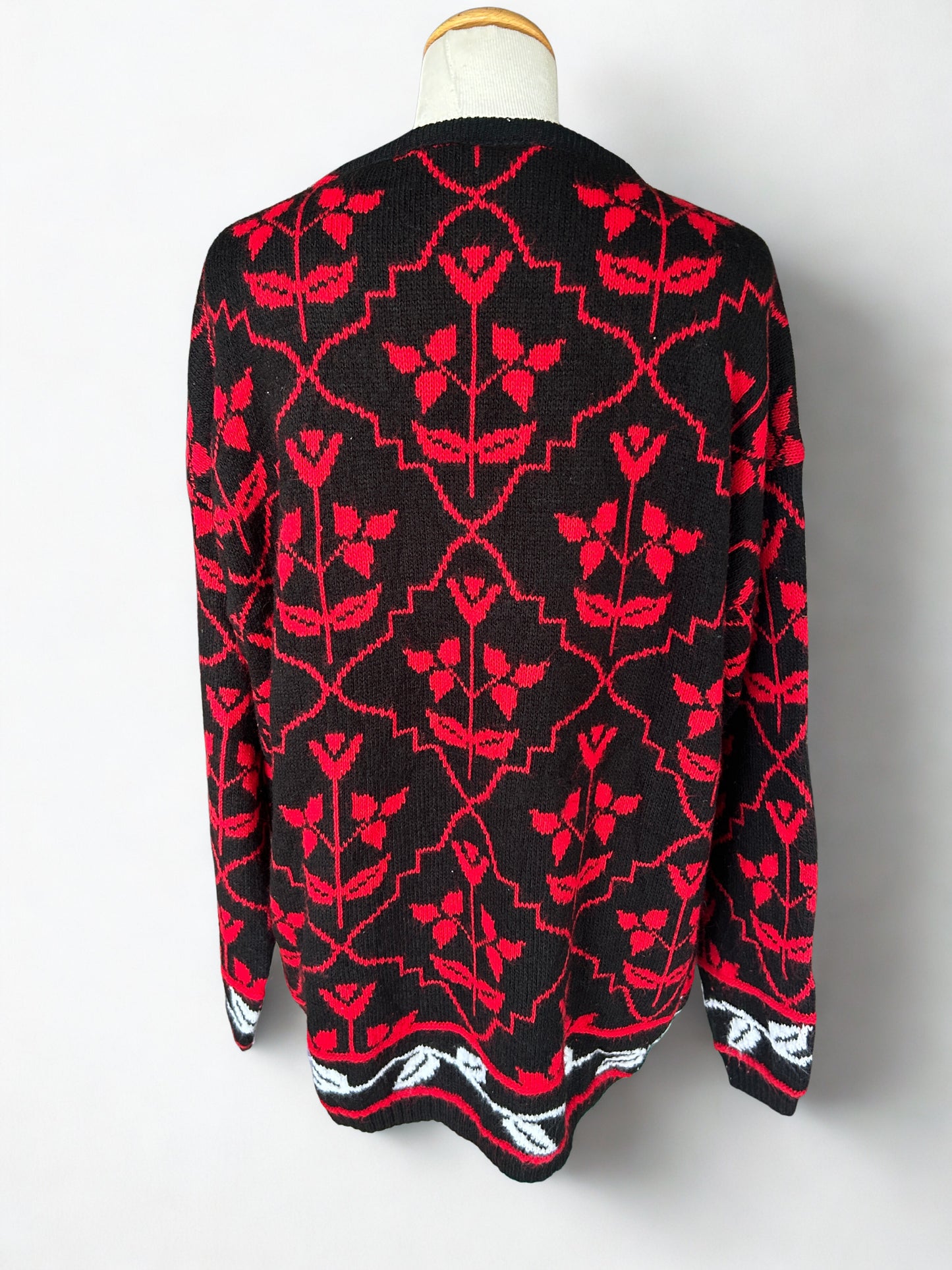 Pull long vintage noir et rouge – Worthington, Made in USA