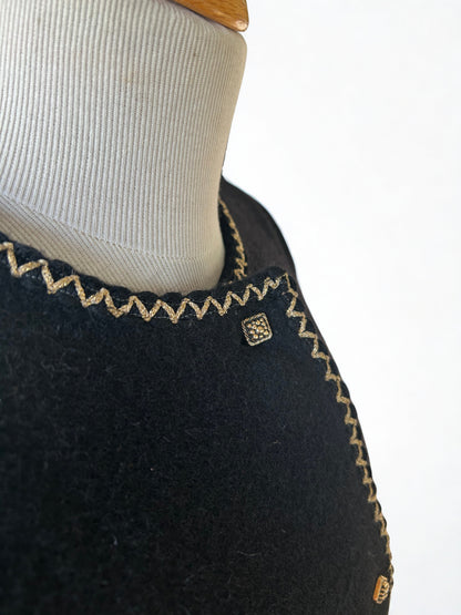 Veste vintage noire bordure dorée la friperie vintage 25