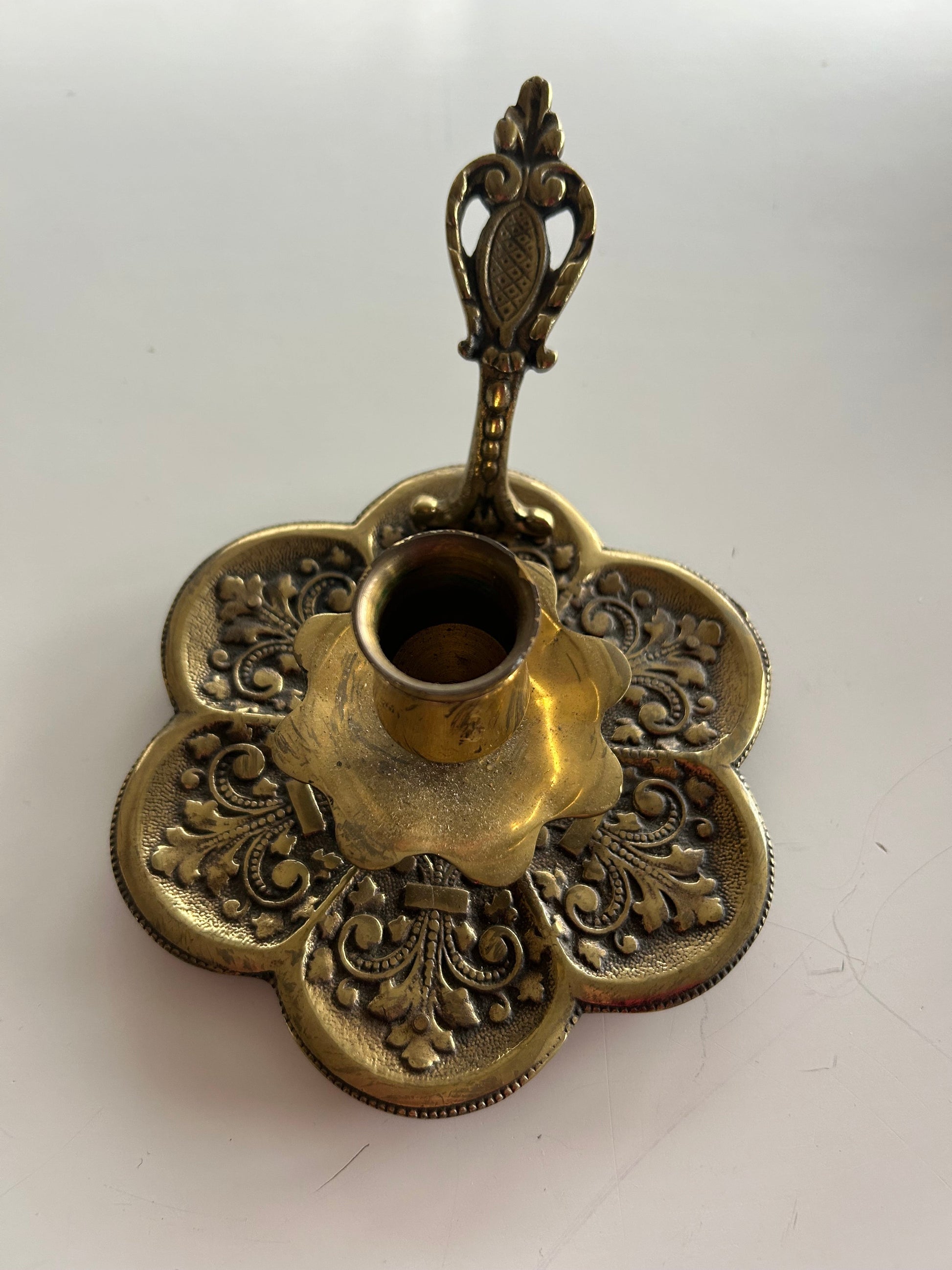 Bougeoir ancien en laiton la friperie vintage 25