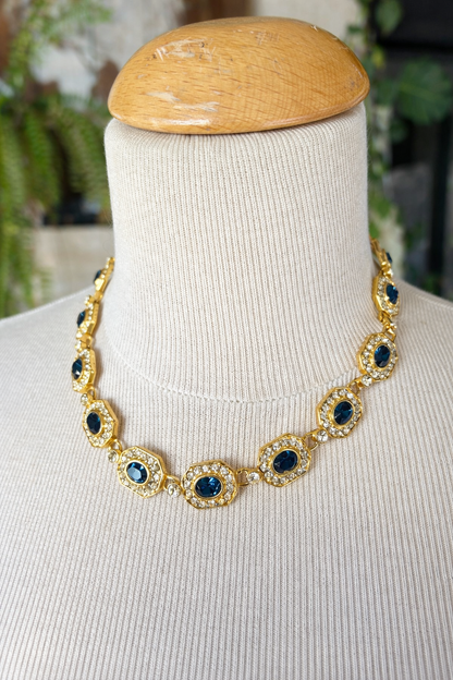 Collier vintage signé doré pierres bleu saphir