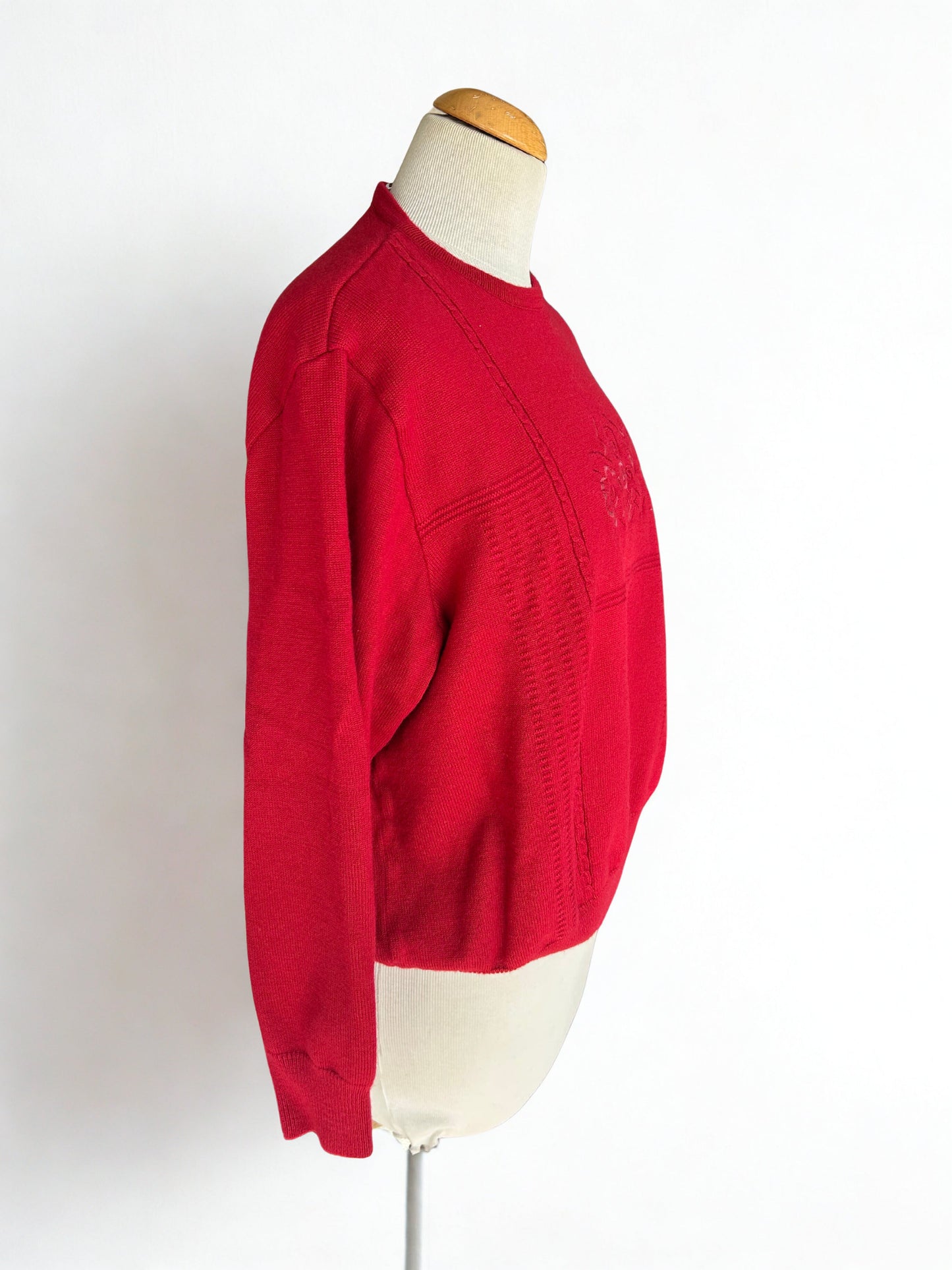 Pull vintage rouge laine brodé la friperie vintage 25