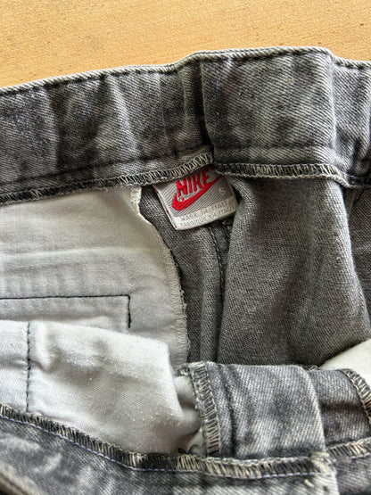 Short jean Nike gris délavé vintage