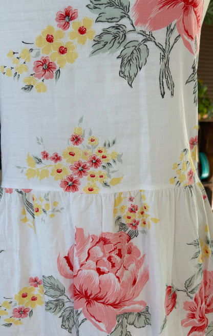 Robe fleurie coton rose et blanche.