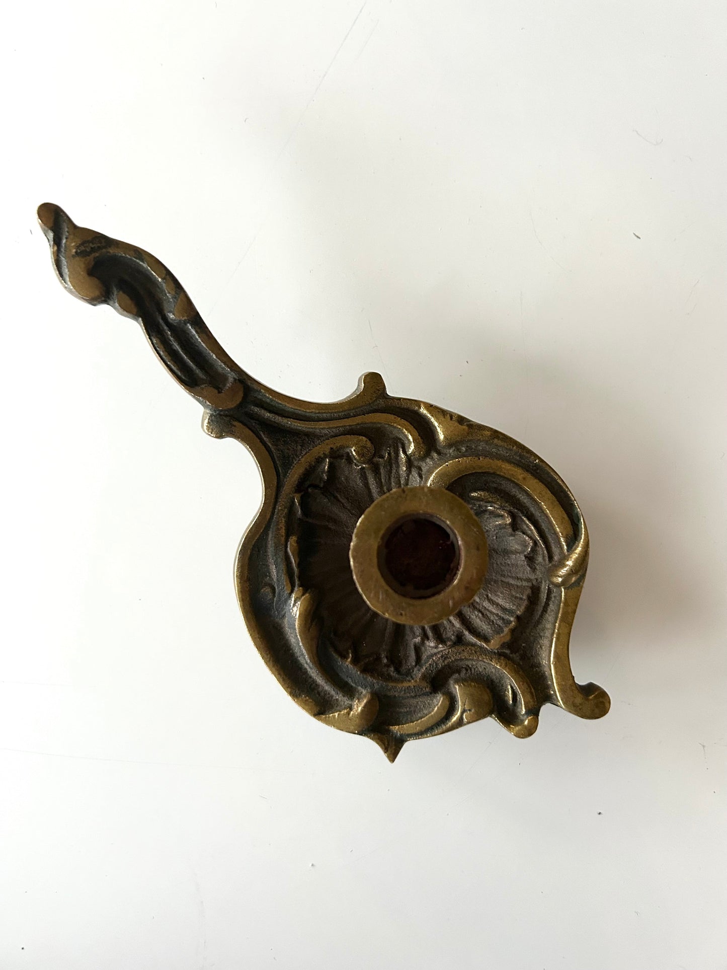 Bougeoir ancien en laiton baroque la friperie vintage 25