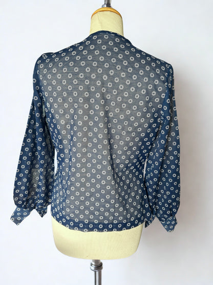 Blouse vintage bleu motifs blanc France