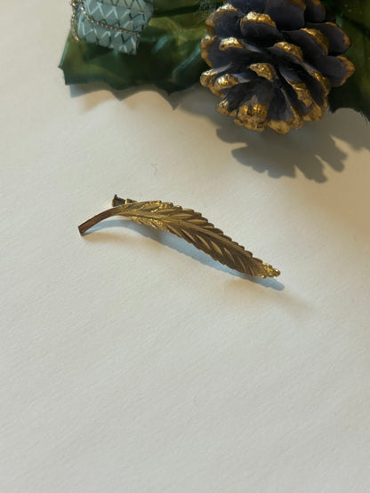 Broche vintage plume dorée