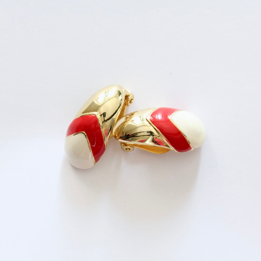 Boucles d'oreille clips vintage goutte métal doré émaillé blanc rouge la friperie vintage 25