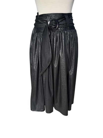 Jupe midi vintage noire en imitation cuir – taille haute