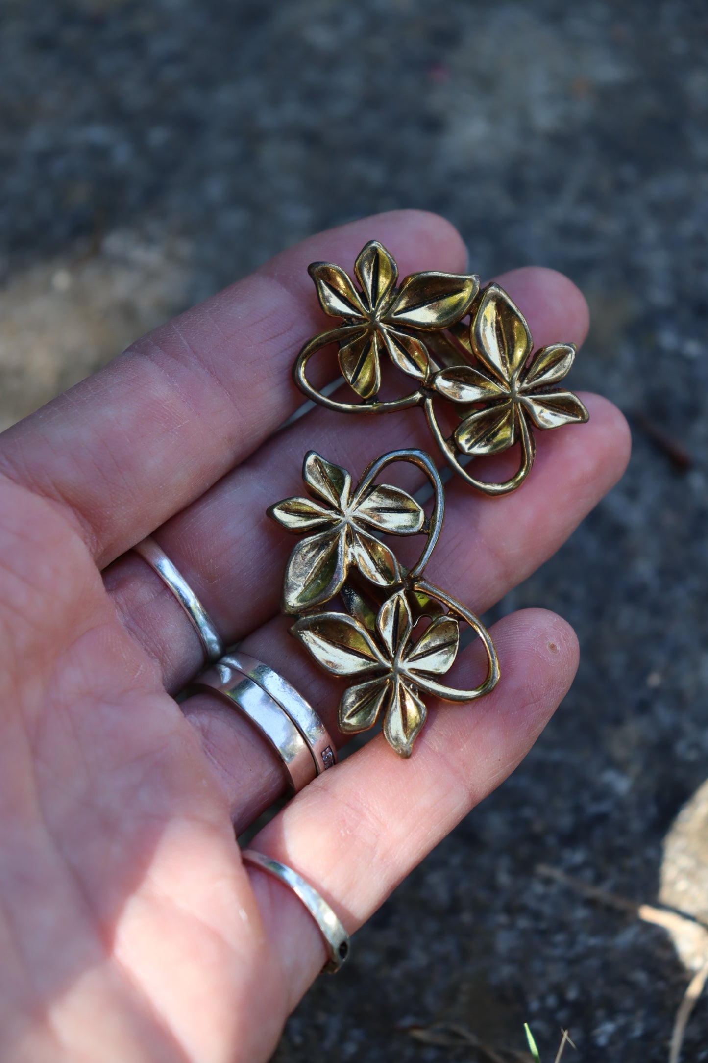 Boucles d’oreilles vintage clip M.Buffet