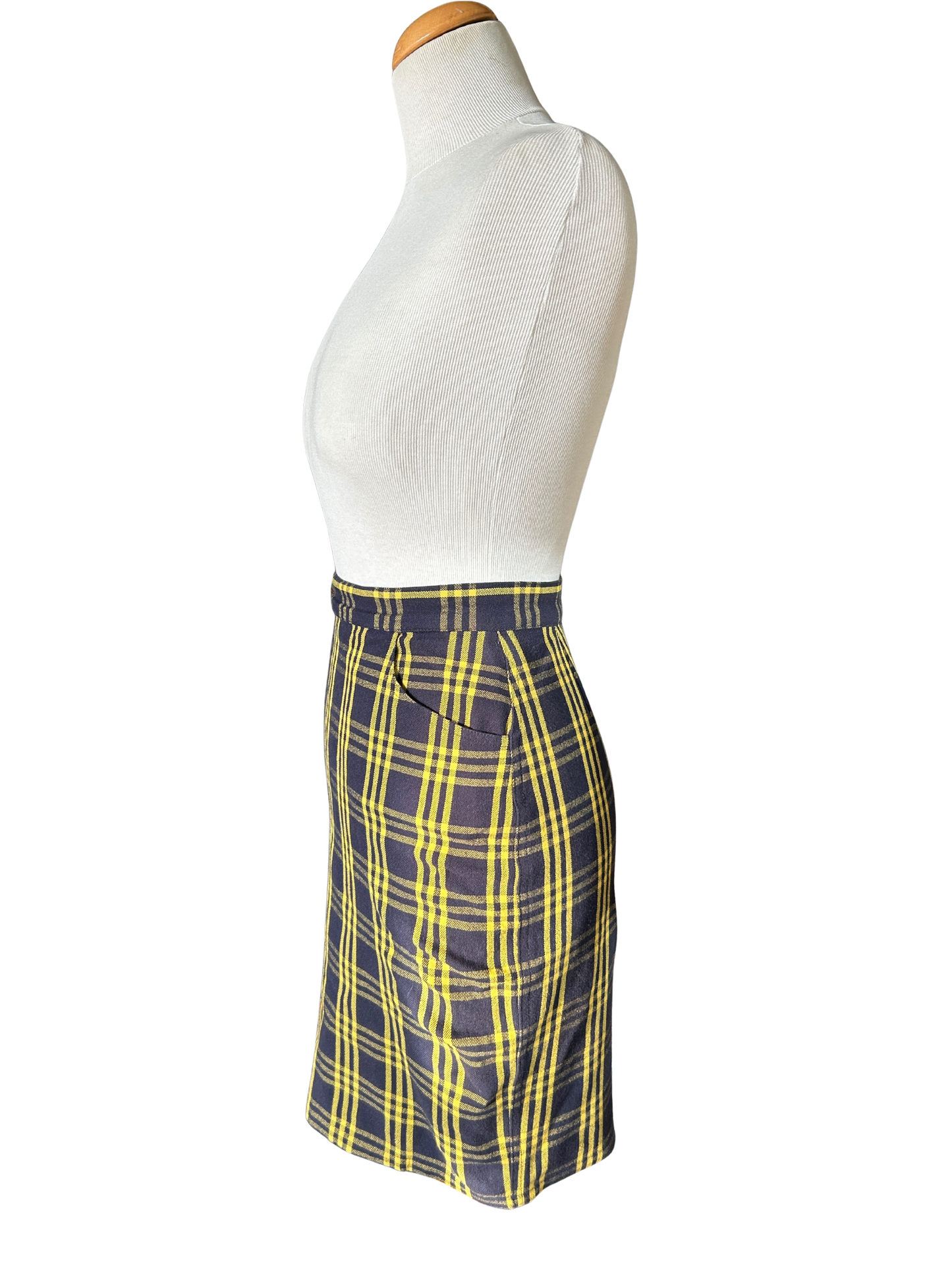 Jupe vintage à carreaux Cacharel la friperie vintage 25