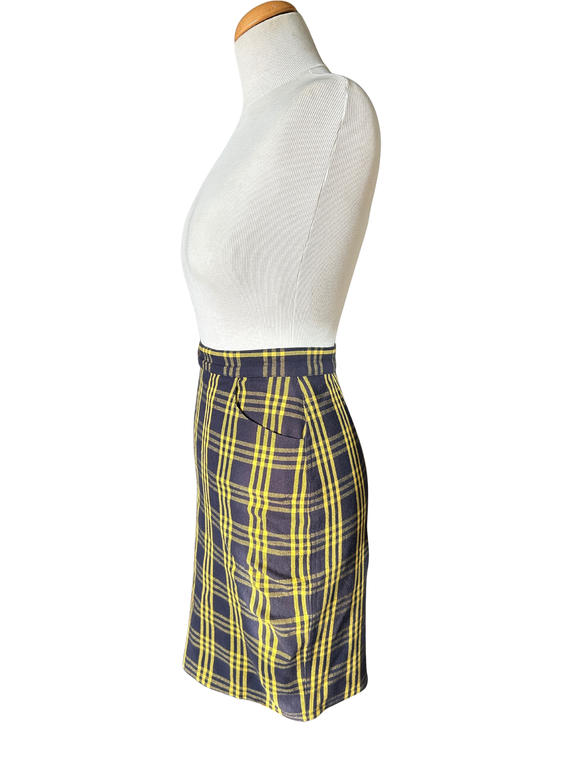 Jupe vintage à carreaux Cacharel la friperie vintage 25