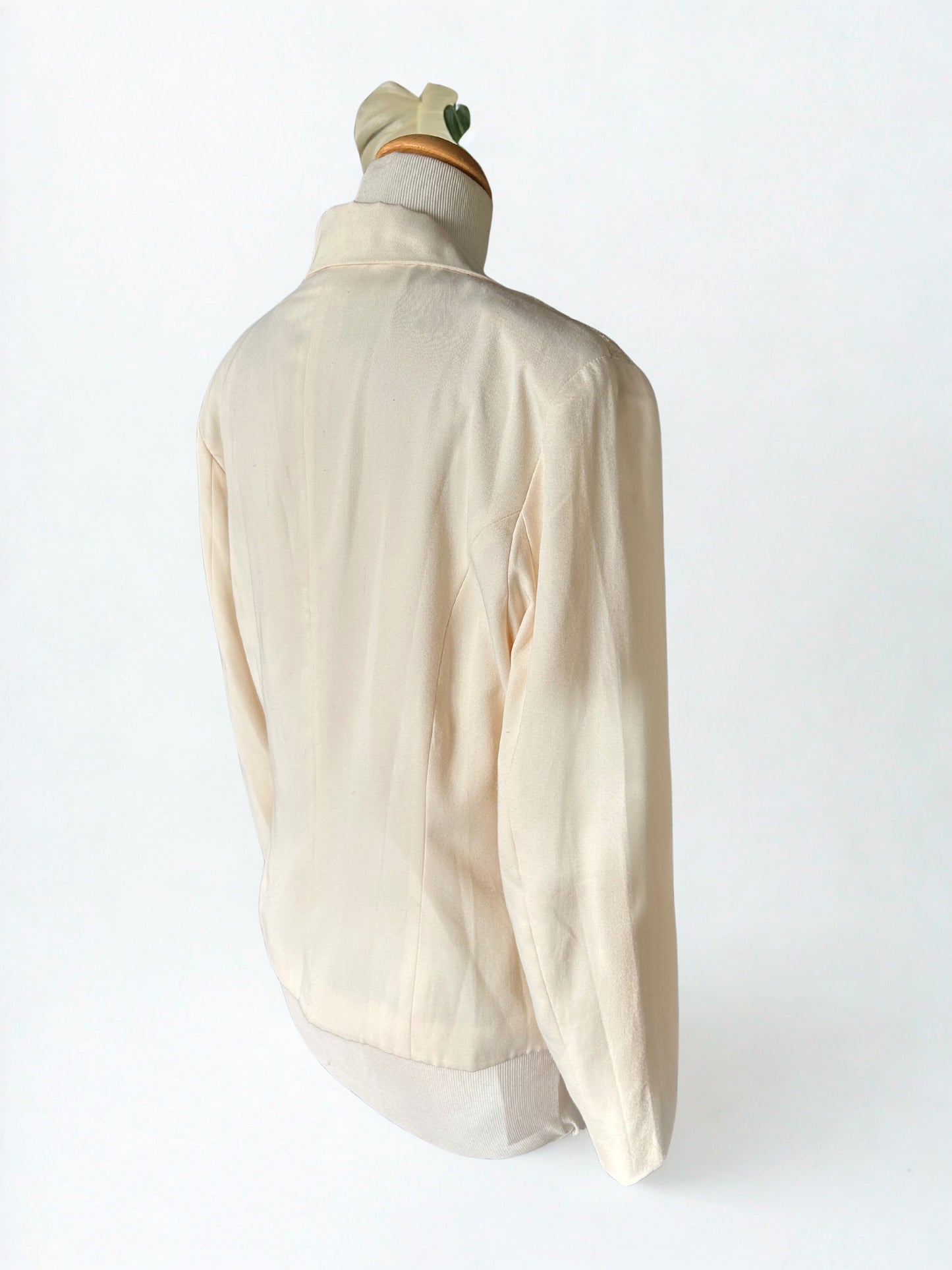 Veste tailleur vintage ivoire dentelle la friperie vintage 25