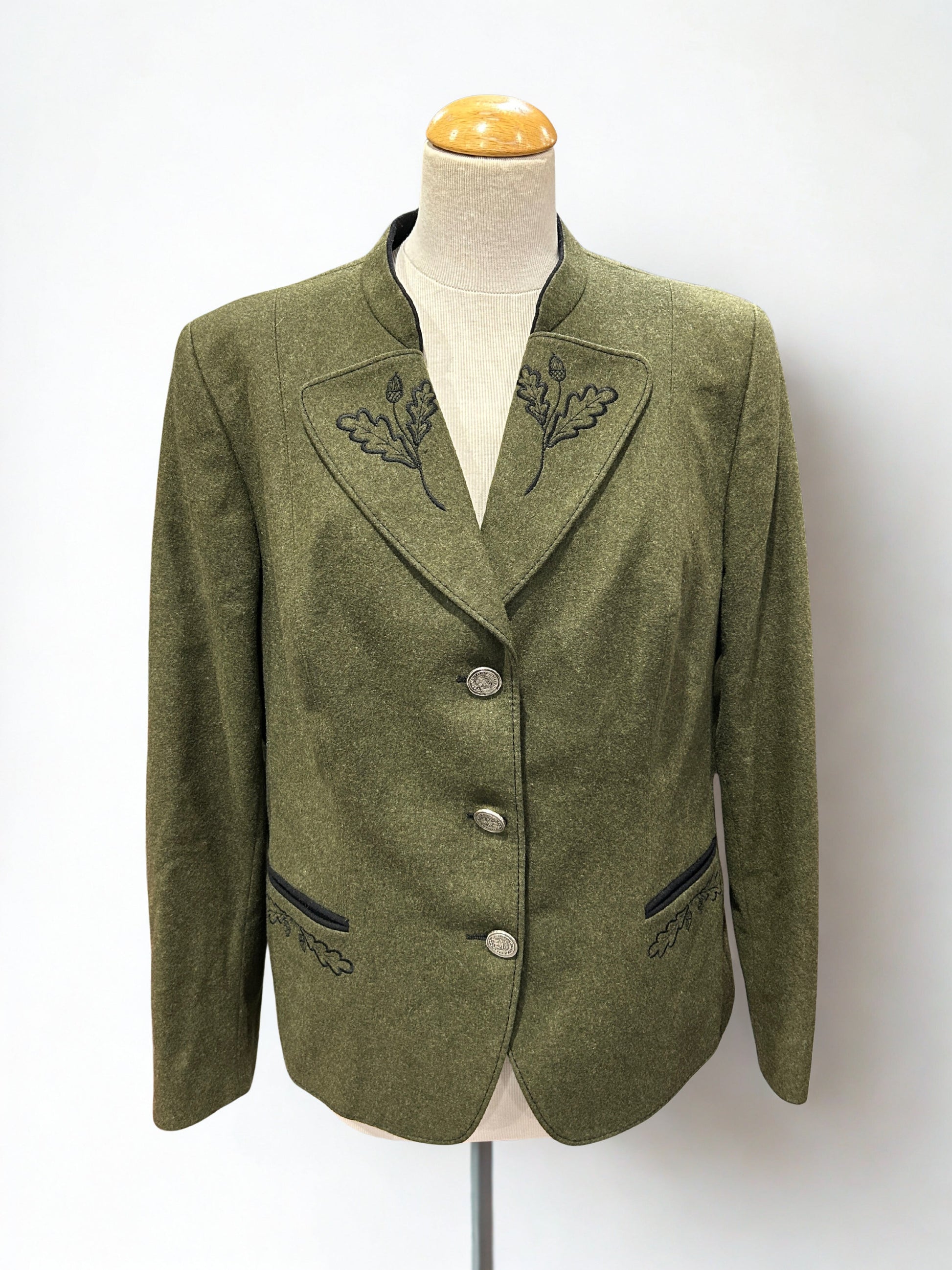 Veste bavaroise vintage laine verte la friperie vintage 25