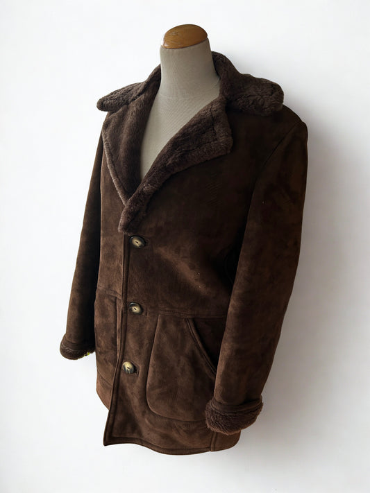 Manteau vintage en peau lainée – marron chocolat la friperie vintage 25