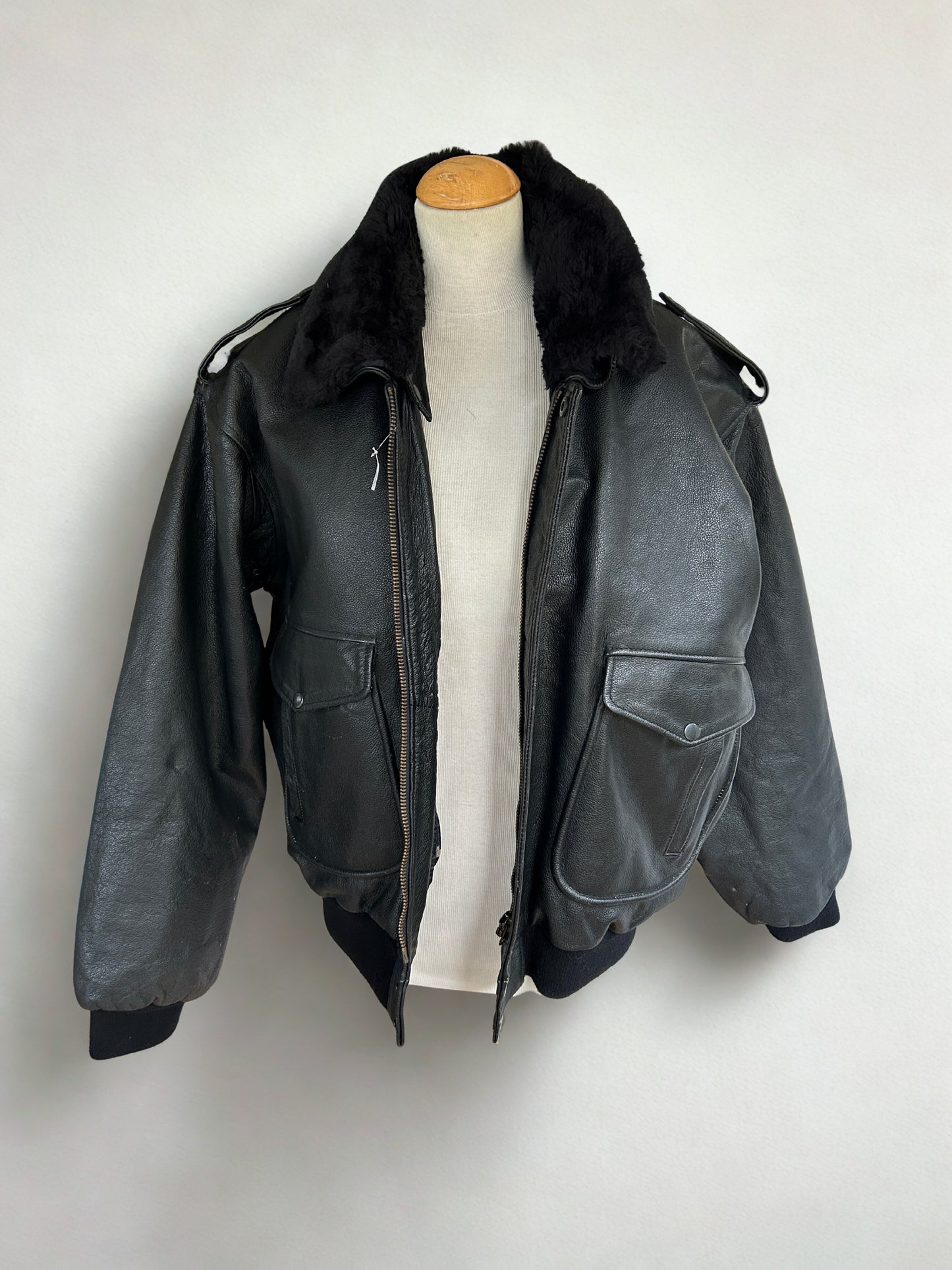 Blouson aviateur vintage cuir noir doublure amovible