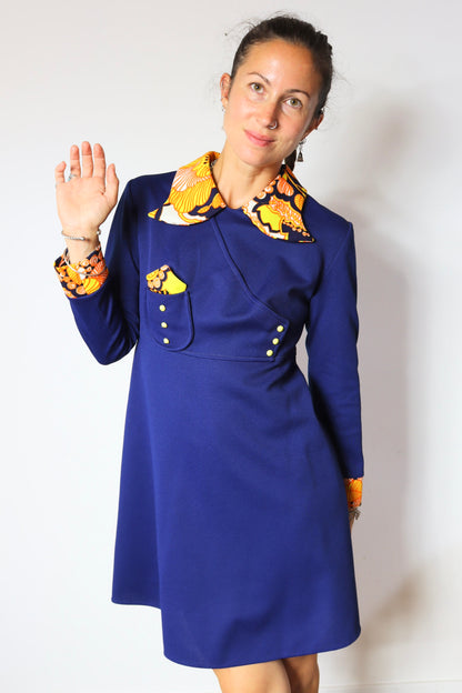 Robe vintage années 70 bleu roi col motifs