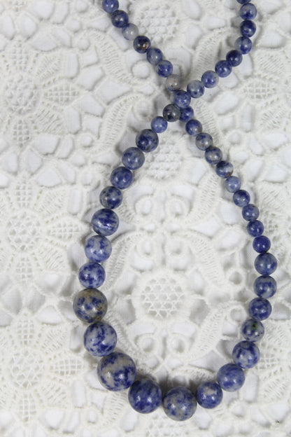 Collier en perles Sodalite semi-précieuse - la friperie vintage 25