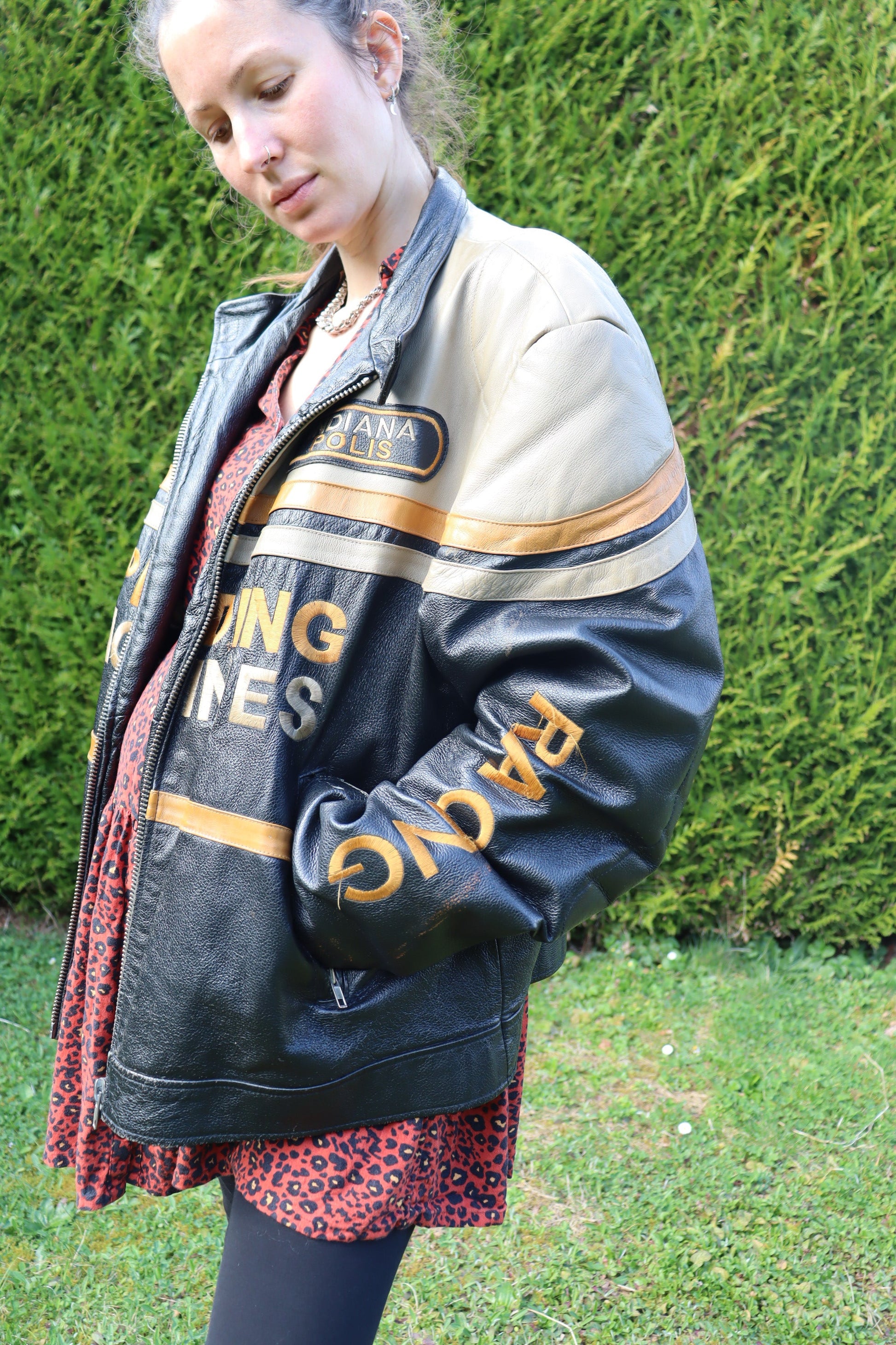 Veste en cuir motard brodée IndianaPolis la friperie vintage 25
