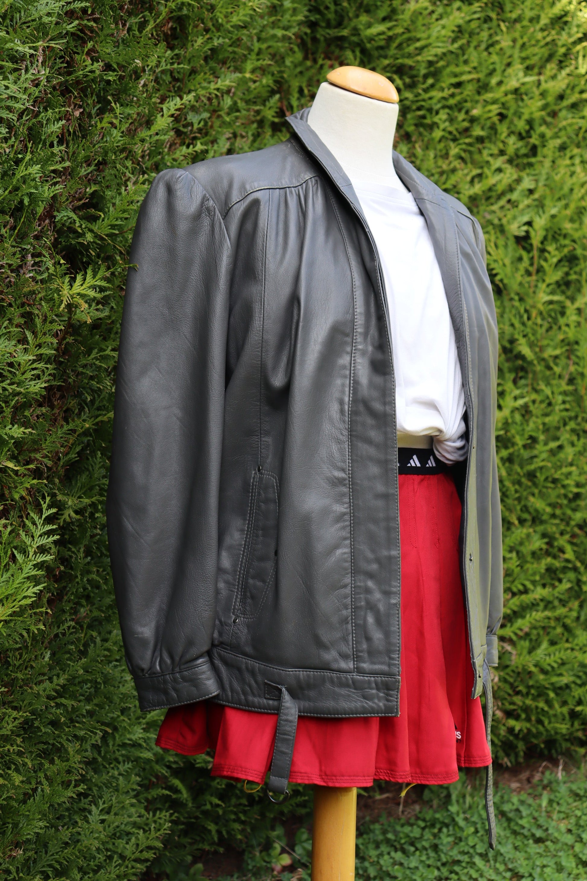 Veste en cuir gris vintage oversize la friperie vintage 25