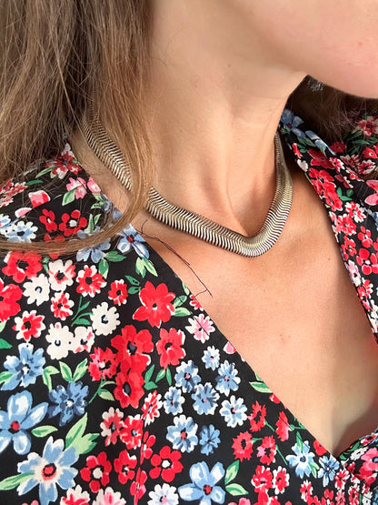 Collier vintage maille serpent métal doré la friperie vintage 25