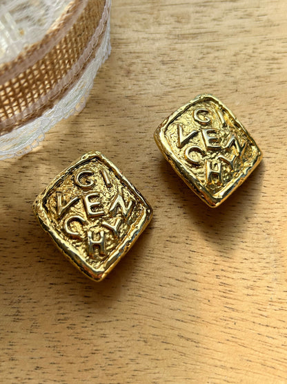 Boucles d'oreille clips vintage Givenchy la friperie vintage 25