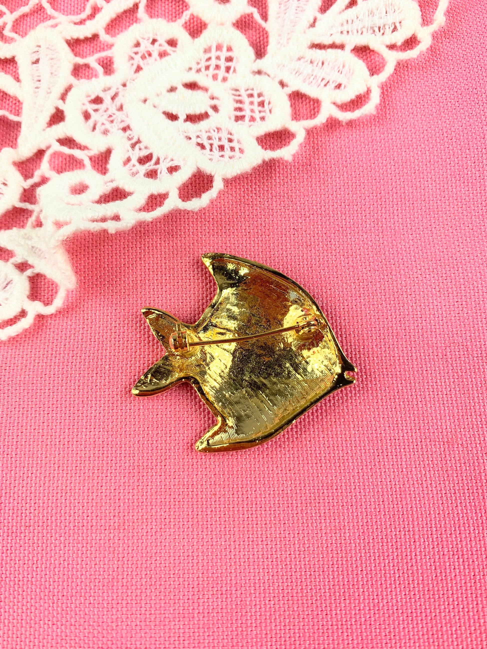 Broche émaux cloisonnés ancienne | UK Broche émaux cloisonnés ancienne | UK