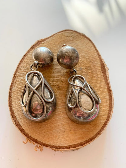 Boucles d'oreilles clips vintage pendantes goutte argenté la friperie vintage 25