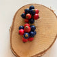 Boucles d'oreilles clips vintage fleurs perles de bois bleu rose