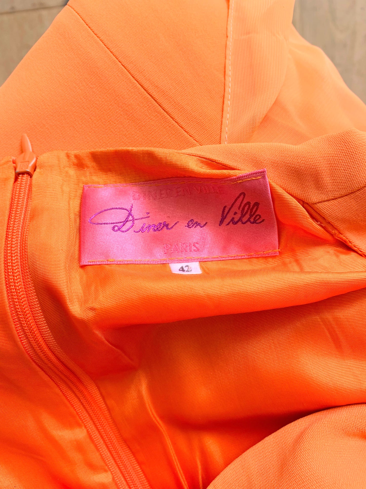 Robe vintage de soirée orange manches courtes La friperie vintage
