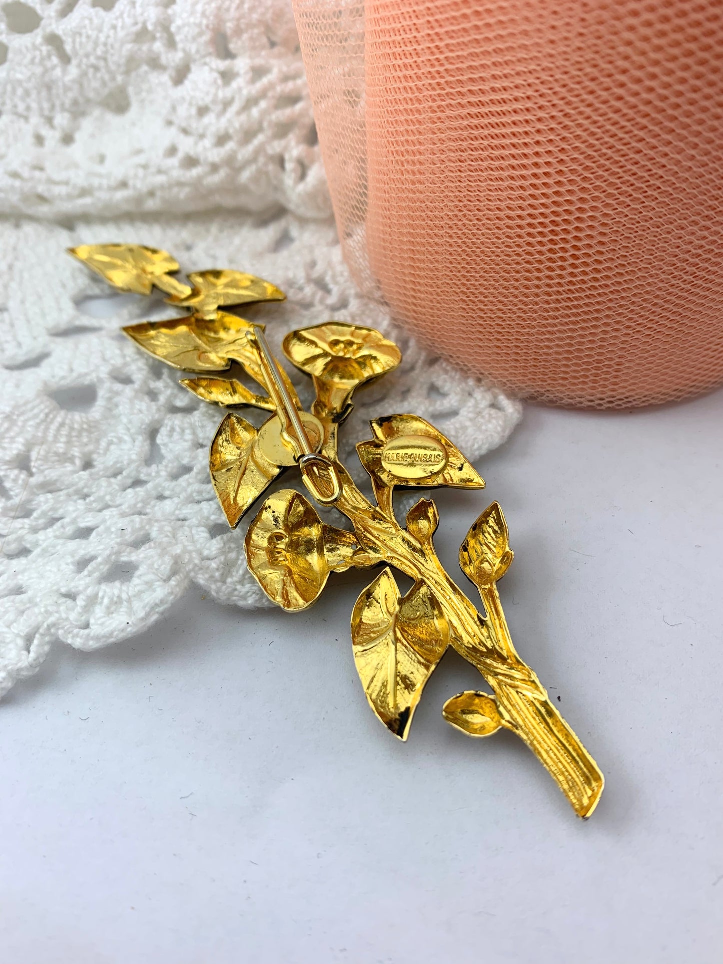 Grande broche vintage métal doré branche fleuri