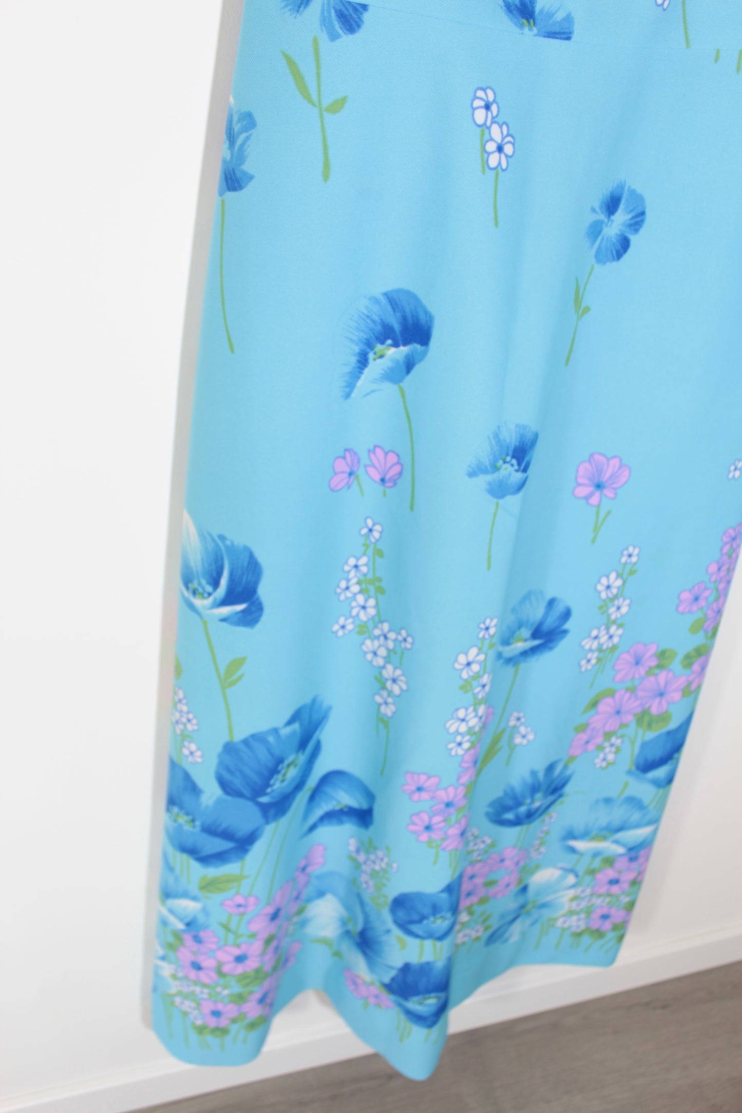 Robe longue vintage bleu ciel motifs fleurs années 70