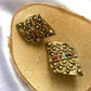 Clip d’oreille vintage dorés strass colorés - la friperie vintage 25